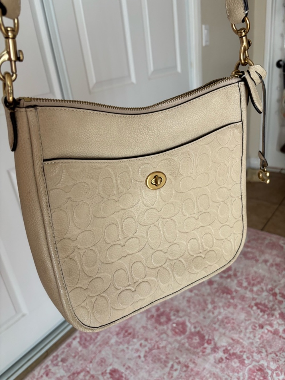 Coach Beige Signature Turnlock Shoulder Bag with Gold-Tone Hardware
